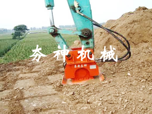 vc-s系列液壓振動夯實機(jī)施工案例