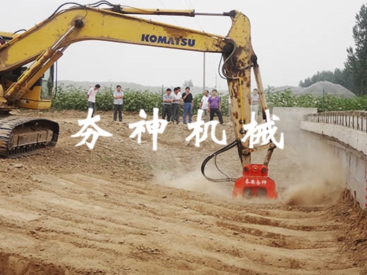 VC-D系列多功能液壓振動(dòng)夯實(shí)機(jī)施工案例